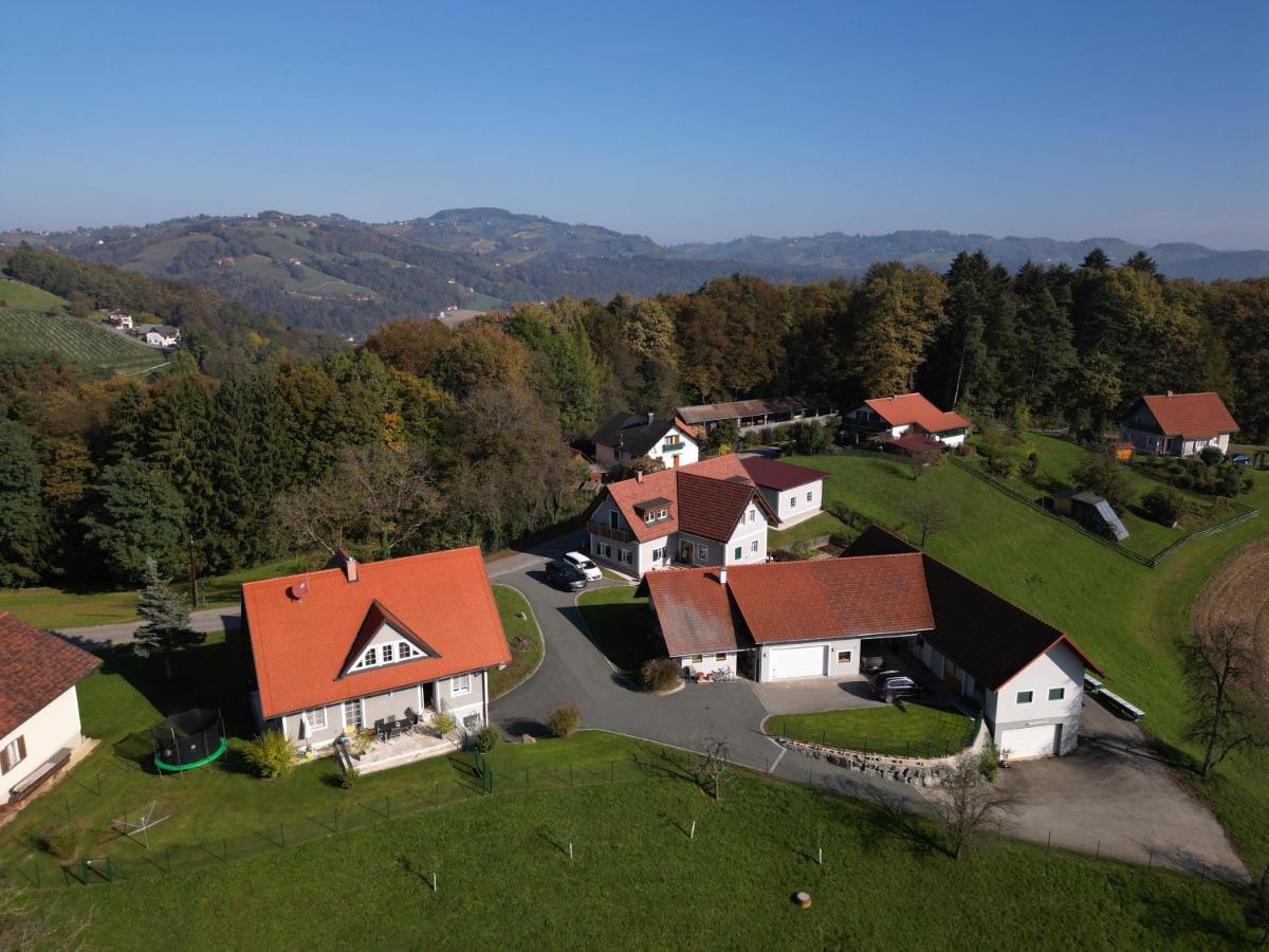 Bed and Breakfast Muehlbauerhof Großklein Exterior foto